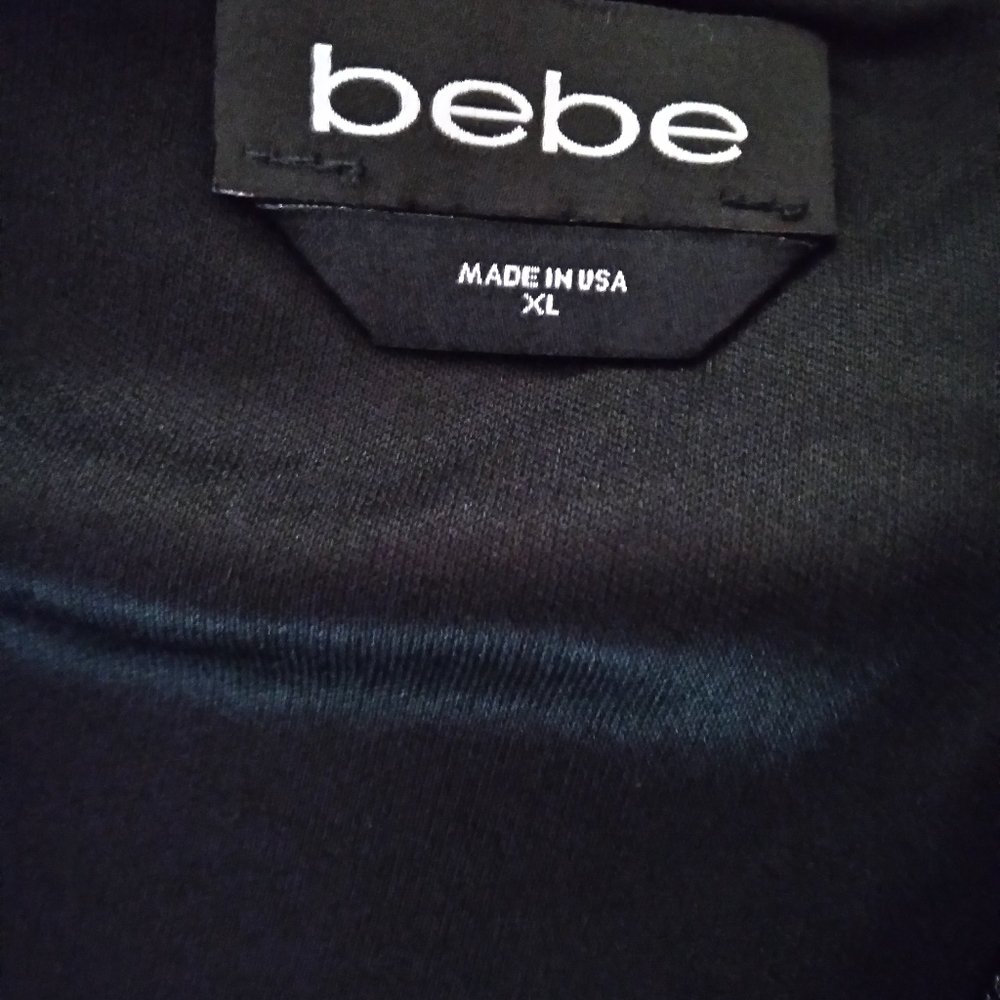 Bebe - Picture 3 of 4